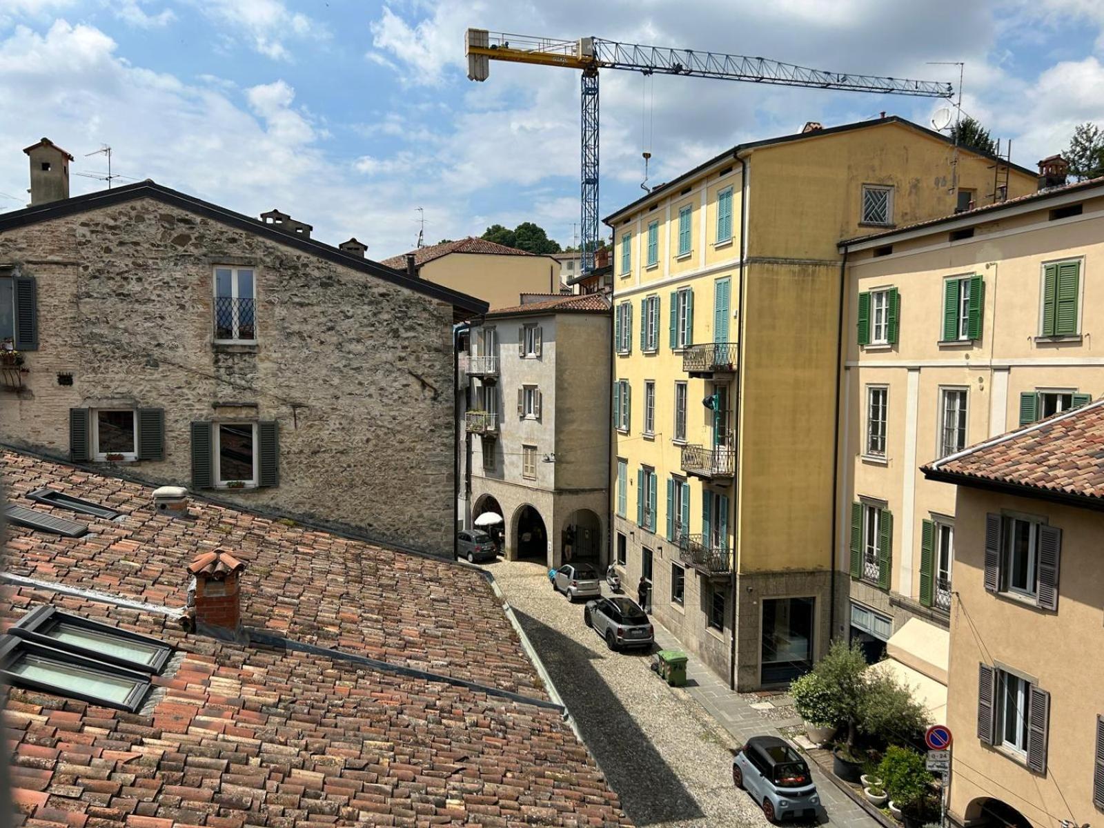 Nido Carrara - Immobili E Soluzioni Rent Apartment *